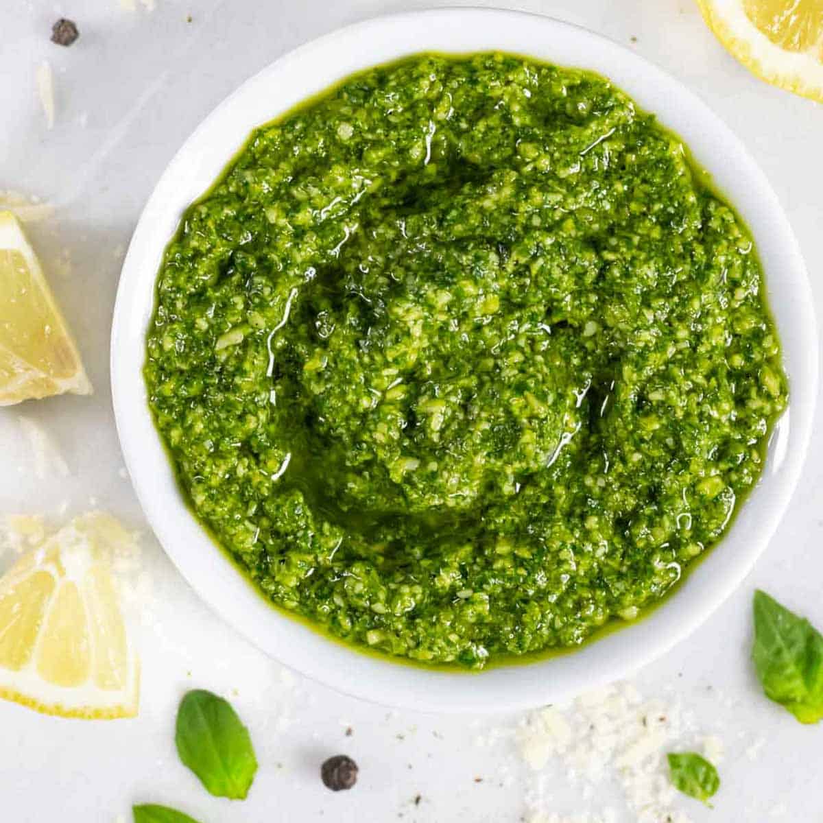 Pesto without Pine Nuts (FODMAP-friendly and low-carb)