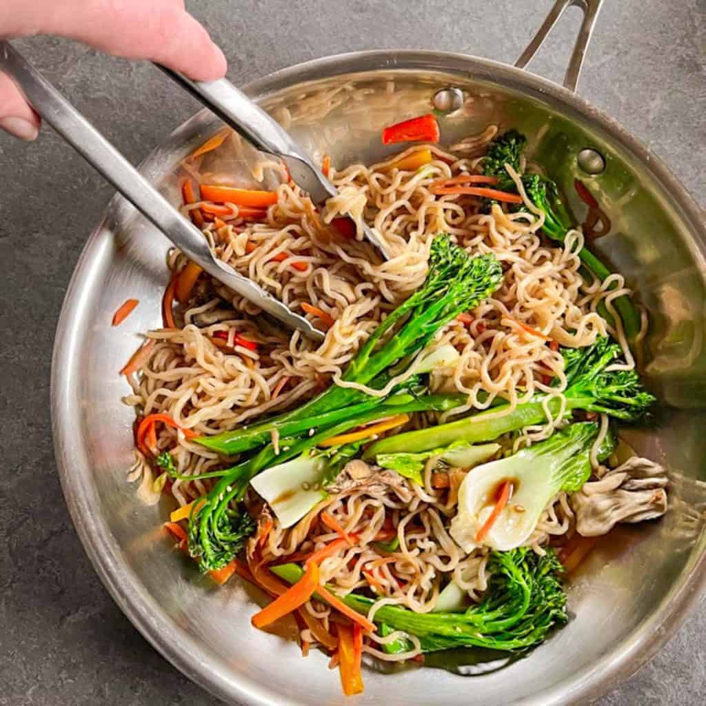 Keto Lo Mein with Low Carb Asian Noodles